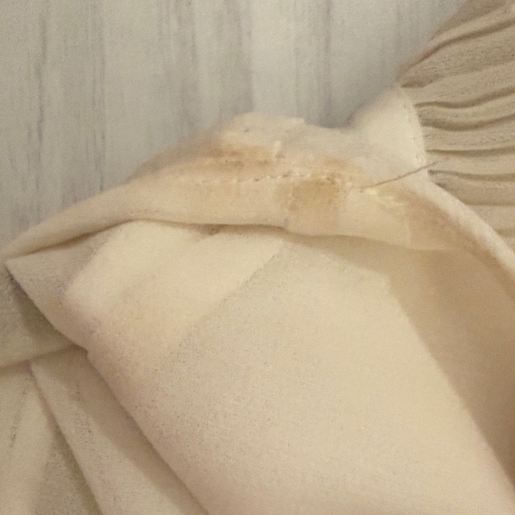 White House Black Market Ivory Ruffled Blouse - Picture 5 of 5